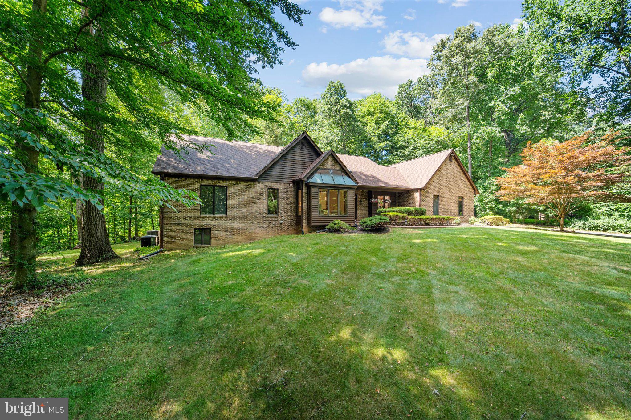 11222 Popes Head Rd