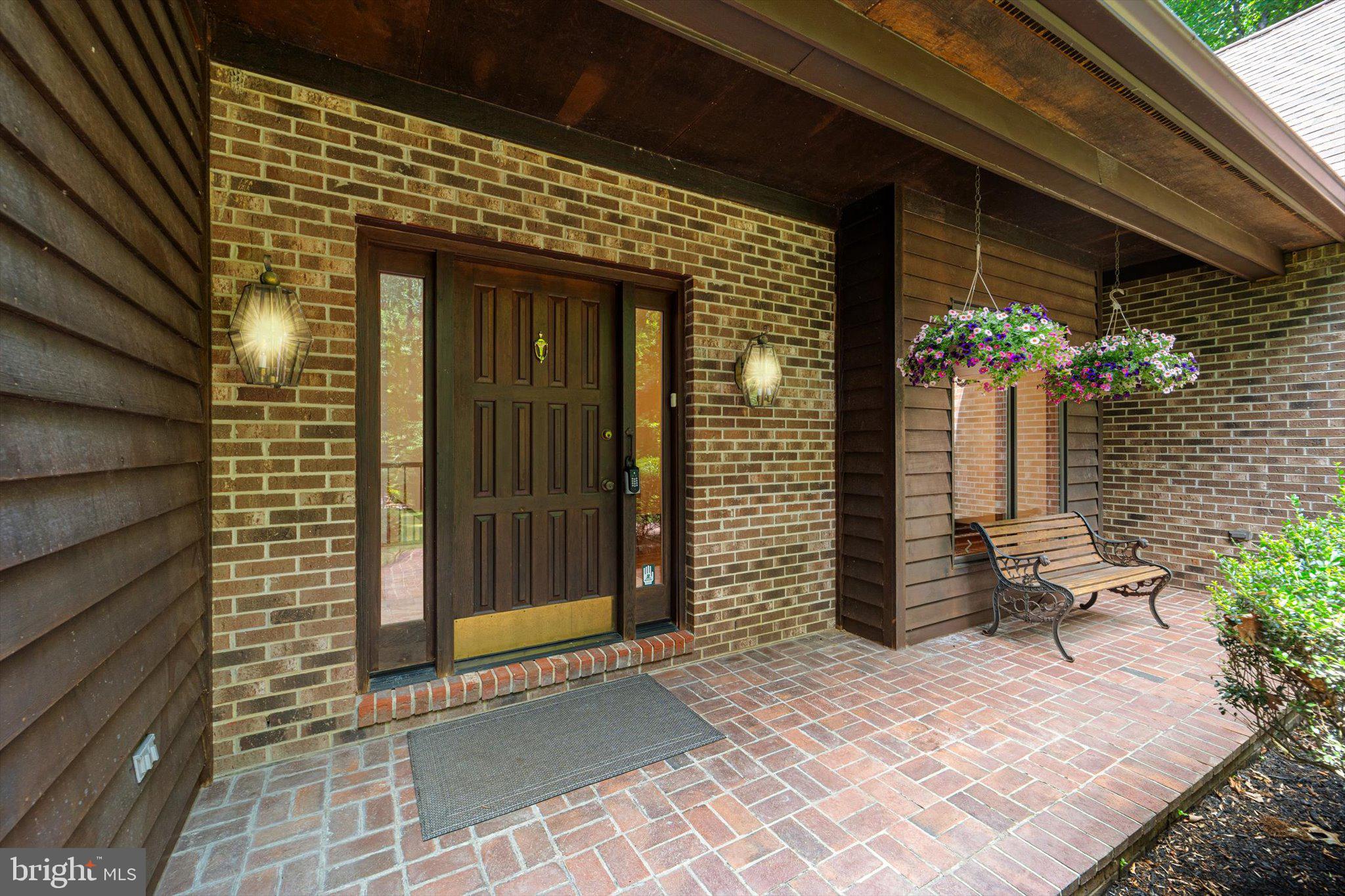 11222 Popes Head Rd