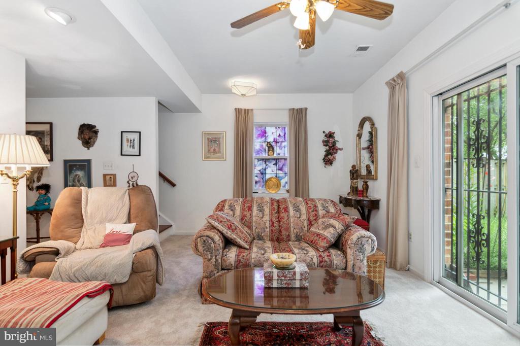 10191 Valentino Dr