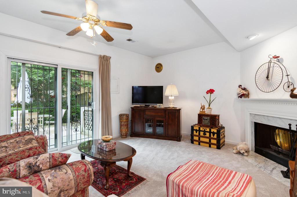 10191 Valentino Dr
