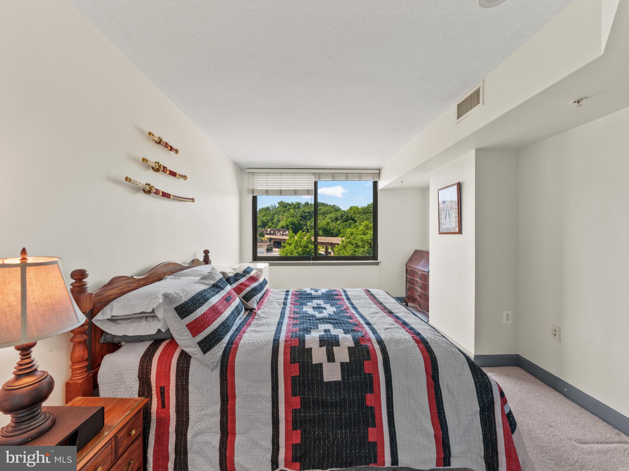 2451 Midtown Ave #815