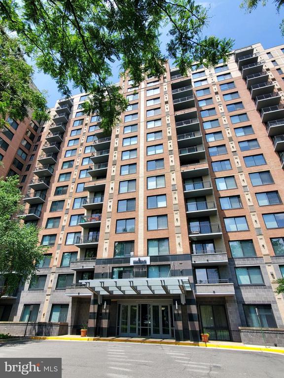2451 Midtown Ave #815