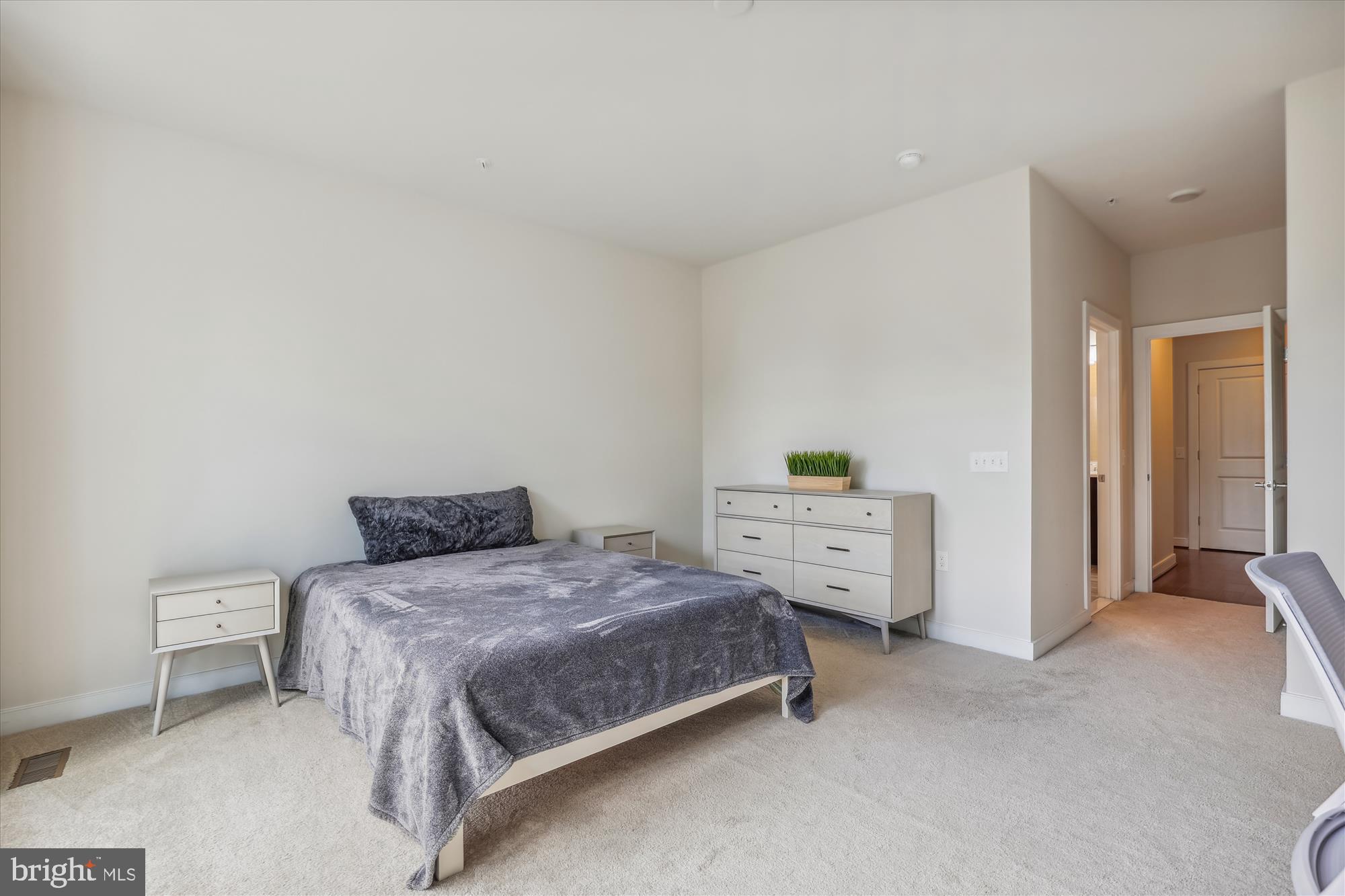 13374 Arrowbrook Centre Dr #59