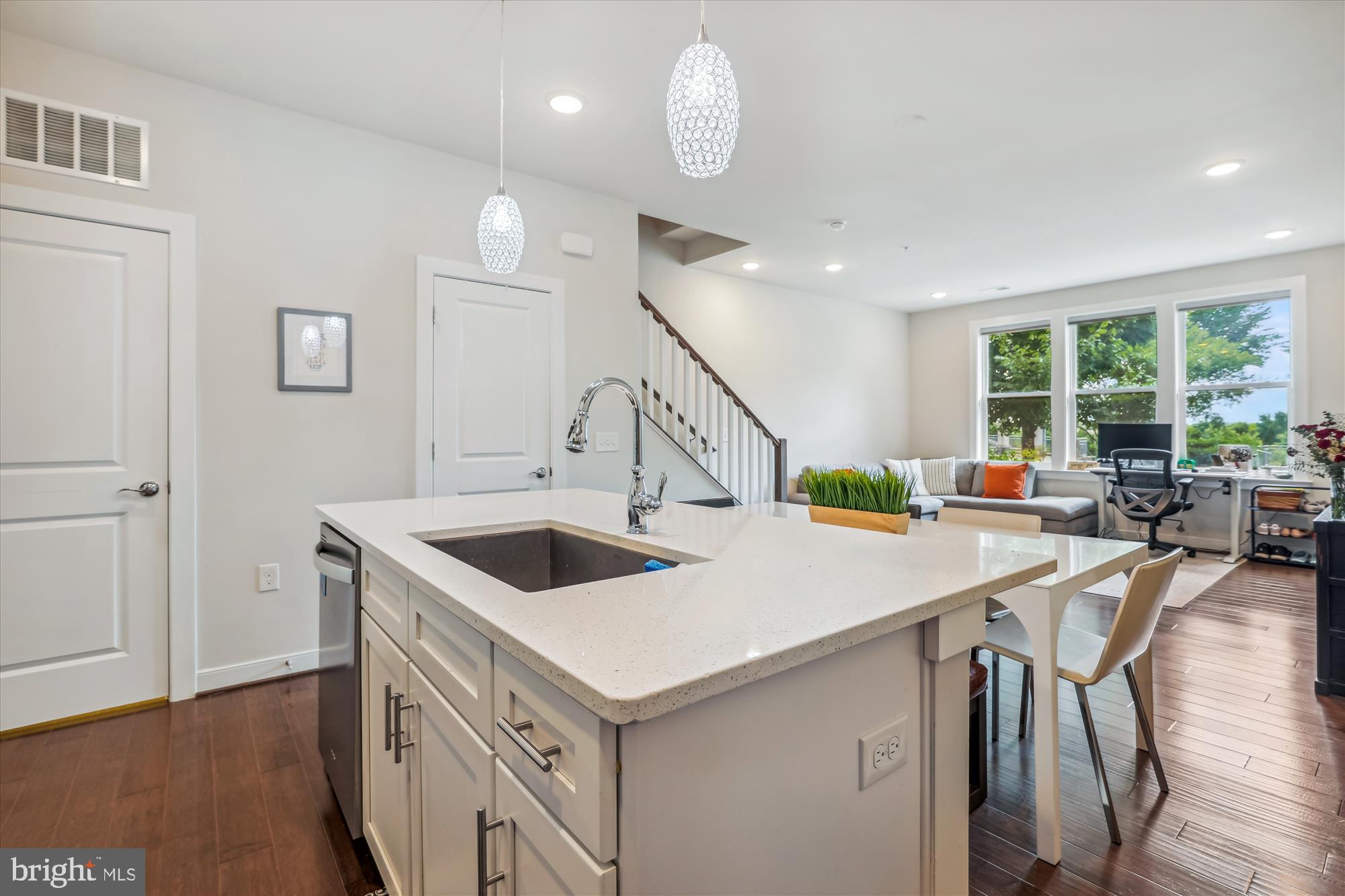 13374 Arrowbrook Centre Dr #59