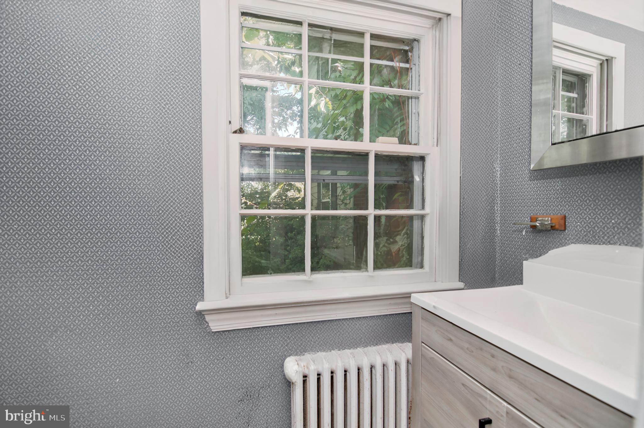 1295 Colvin Forest Dr