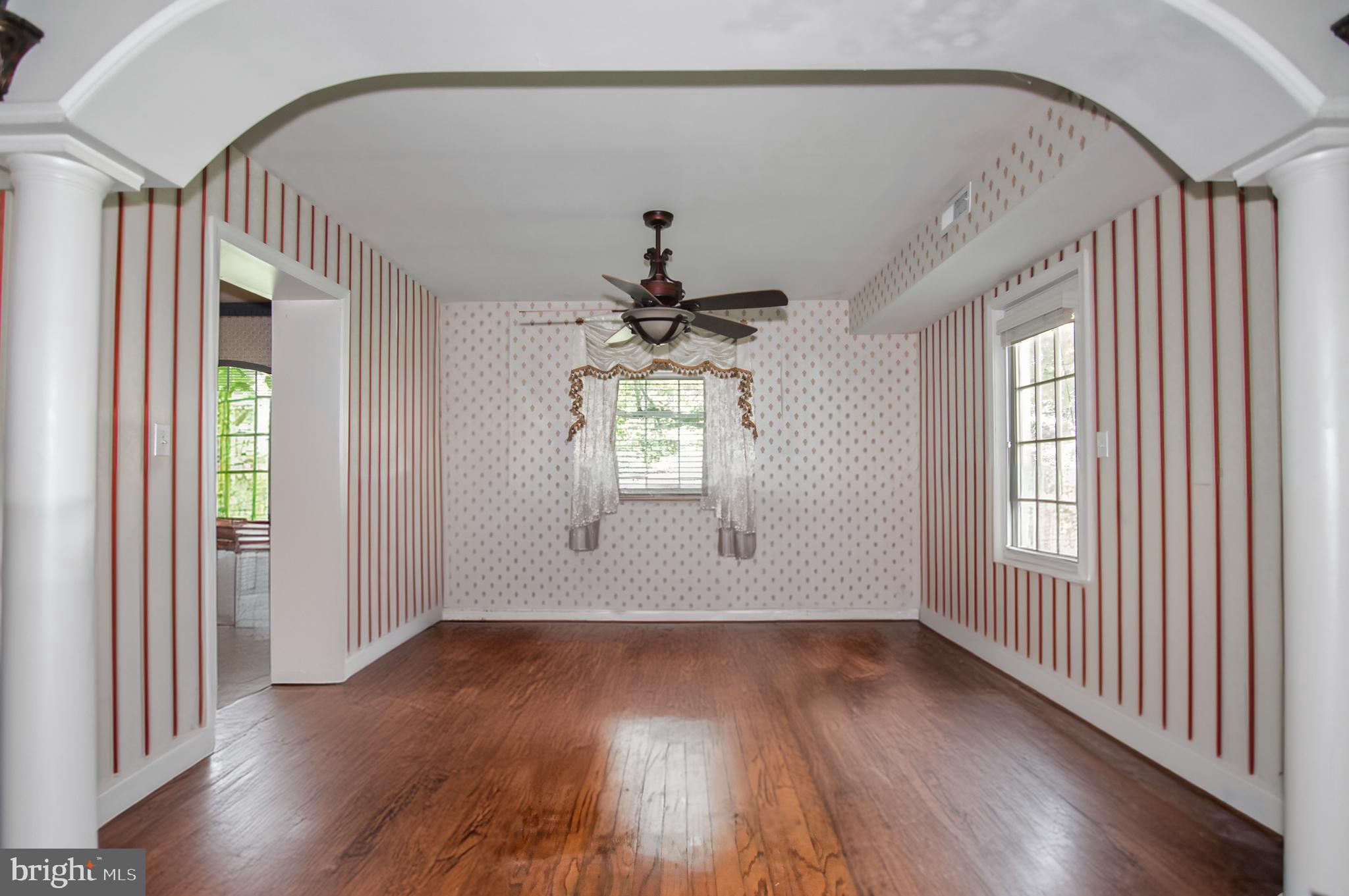 1295 Colvin Forest Dr