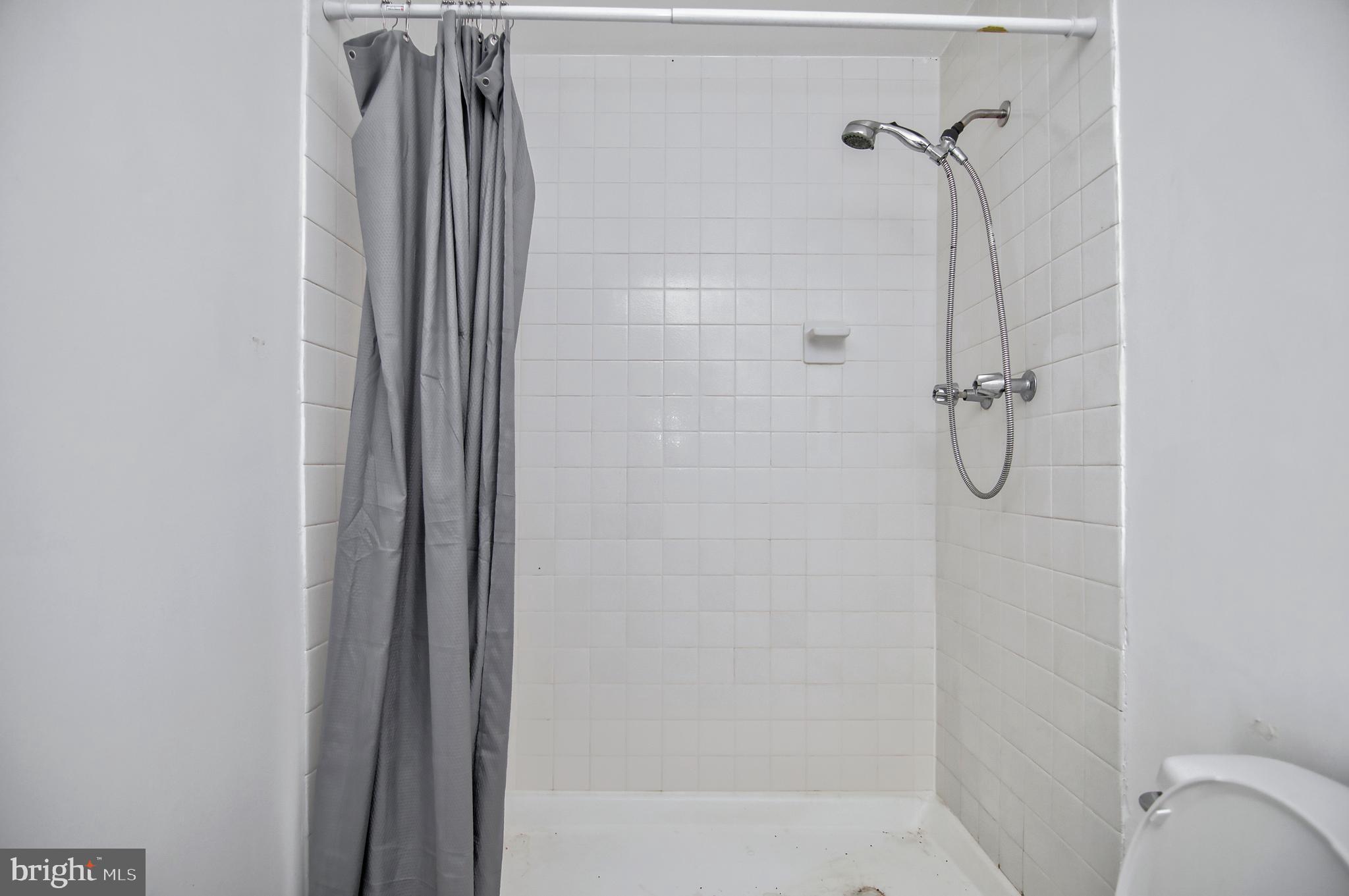 1295 Colvin Forest Dr