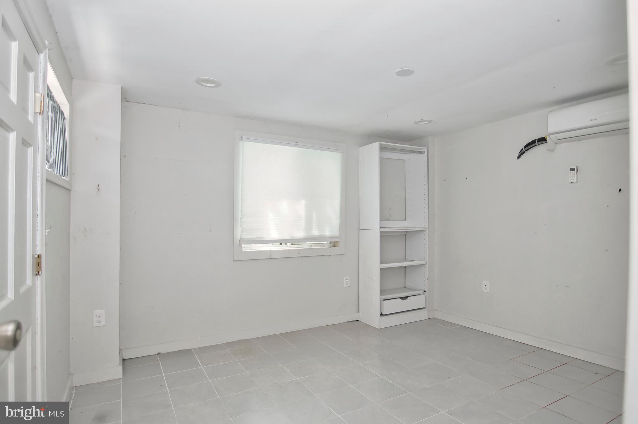 1295 Colvin Forest Dr