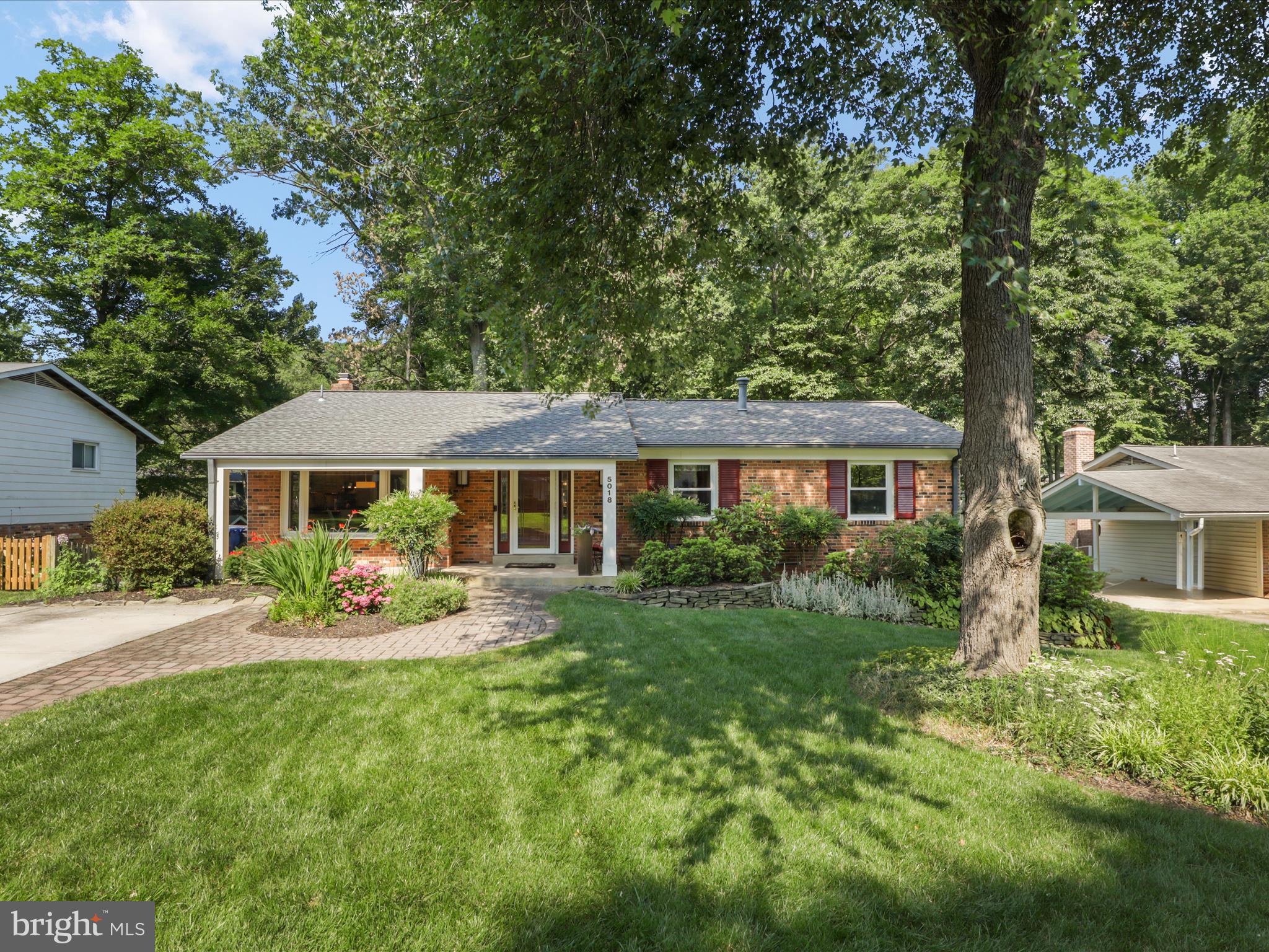 5018 Woodland Way