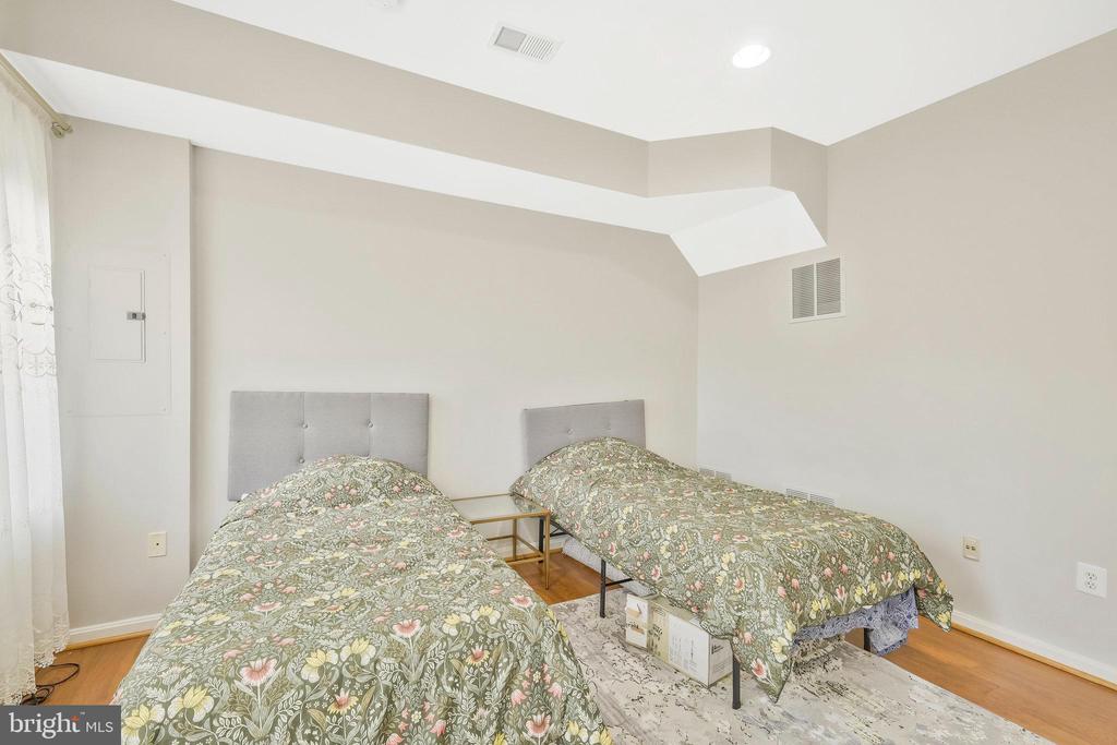 5463 Patuxent Knoll Pl