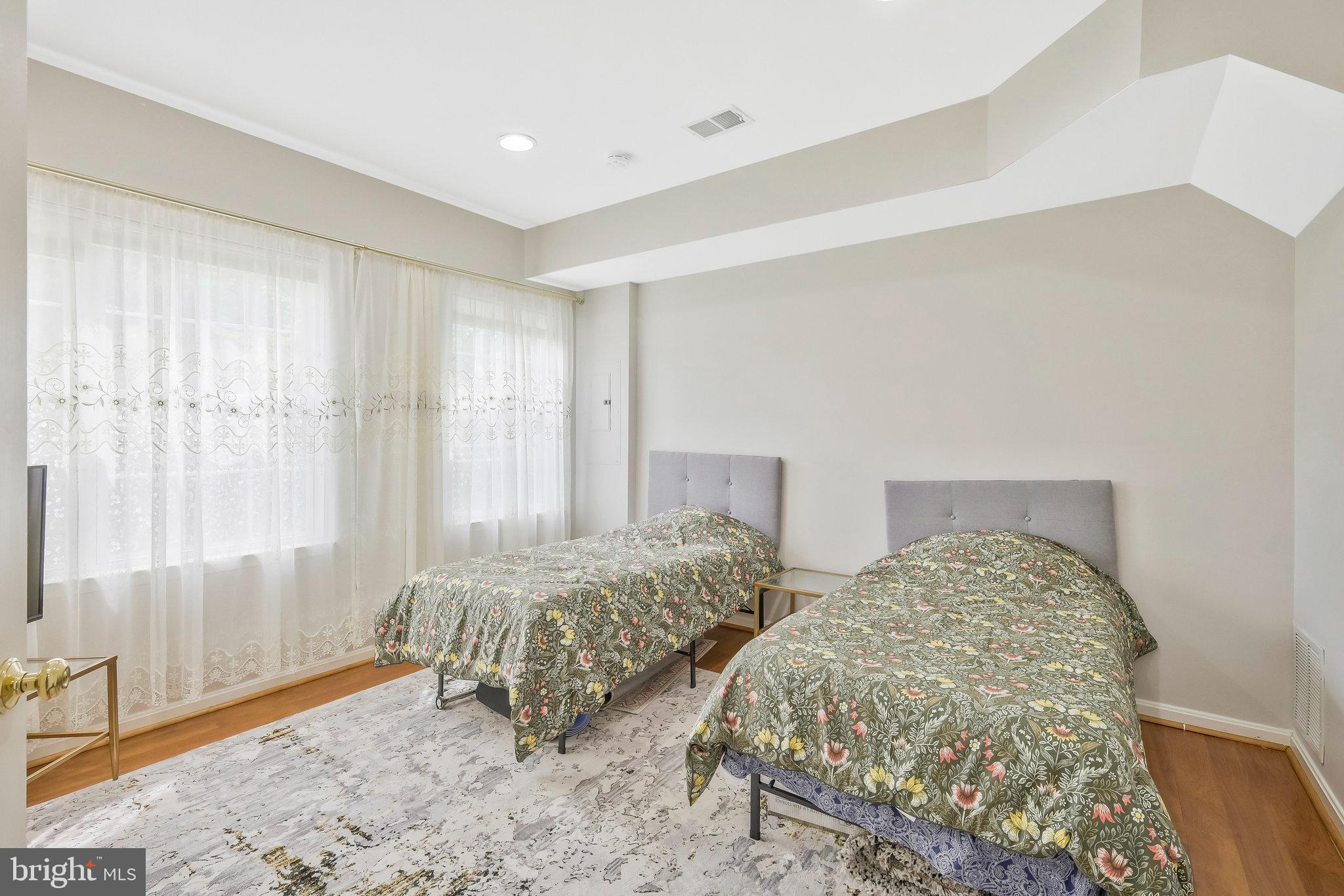 5463 Patuxent Knoll Pl