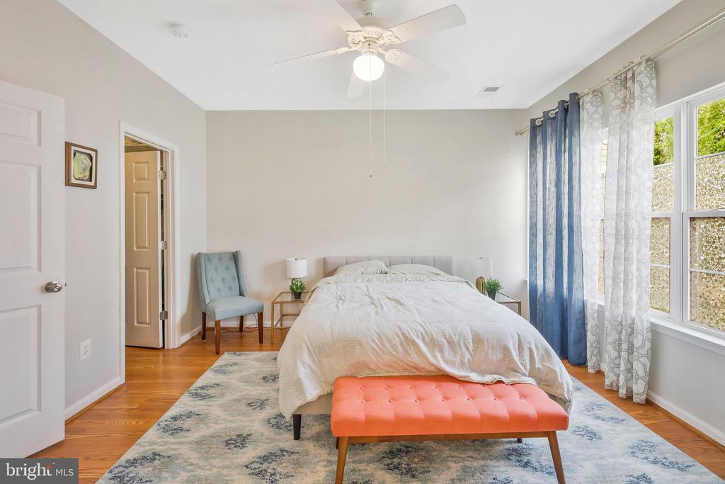 5463 Patuxent Knoll Pl