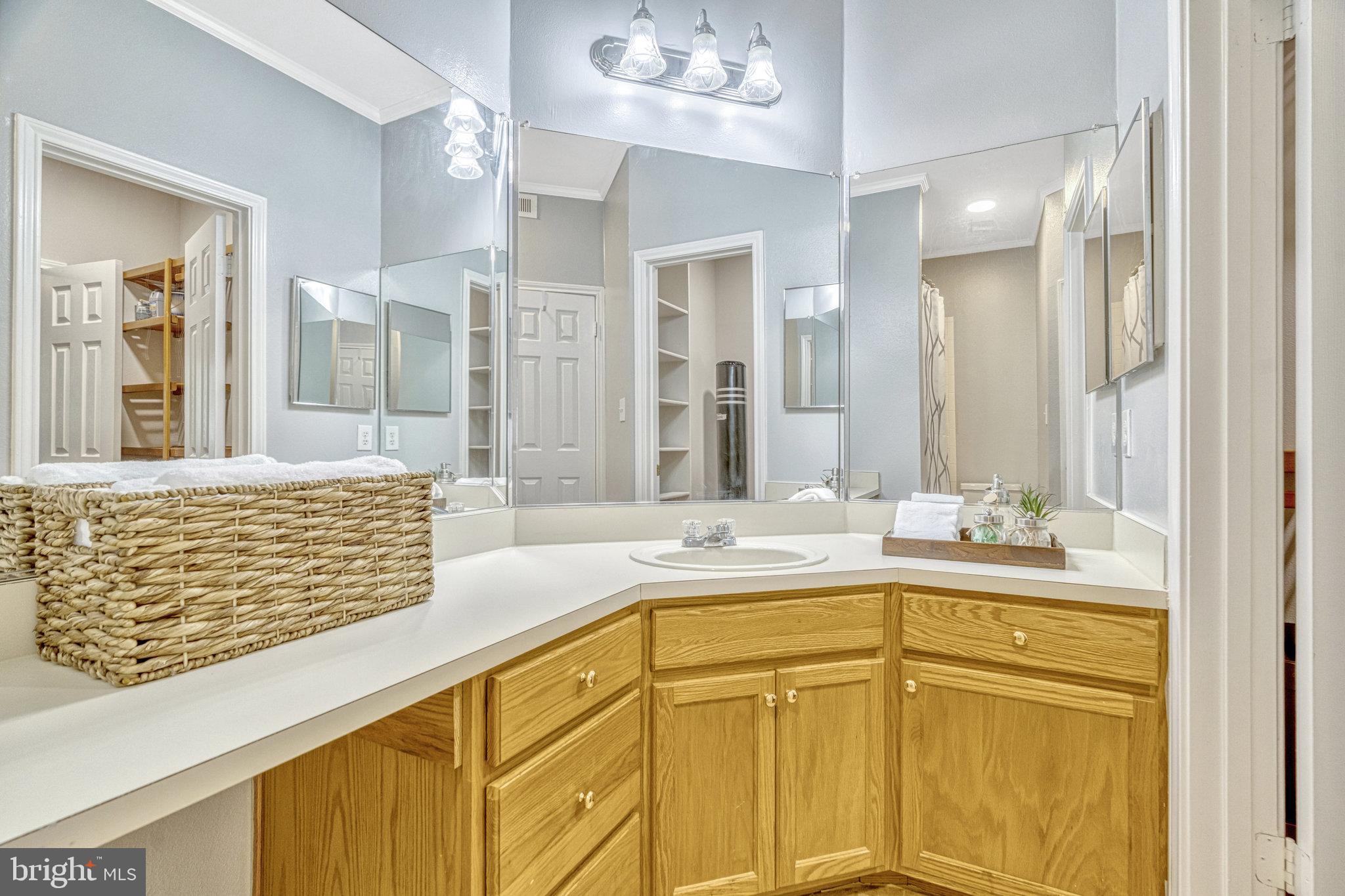 12156 Penderview Ter #1208