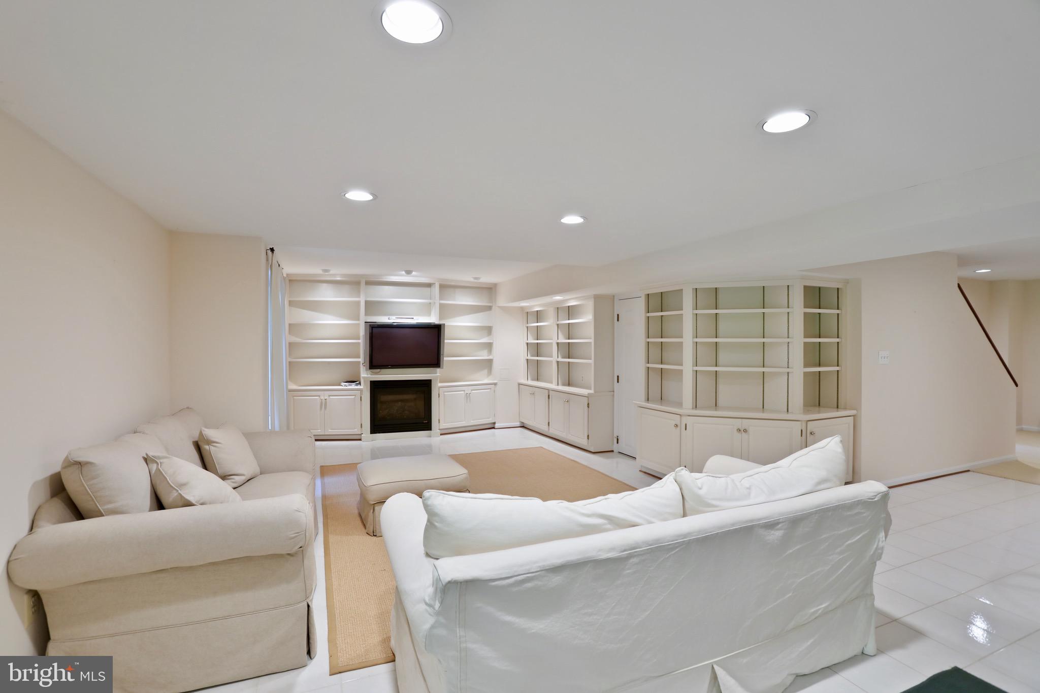 14200 Pony Hill Ct