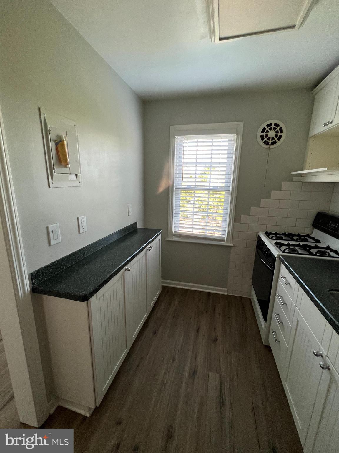 1302 BELLE VIEW BLVD #C1