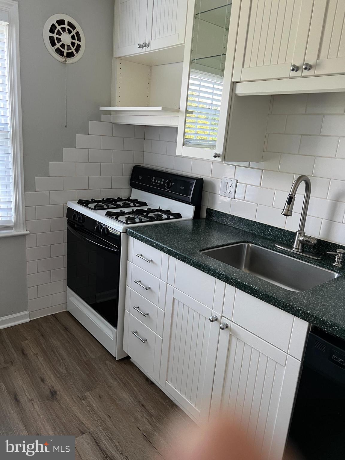 1302 BELLE VIEW BLVD #C1