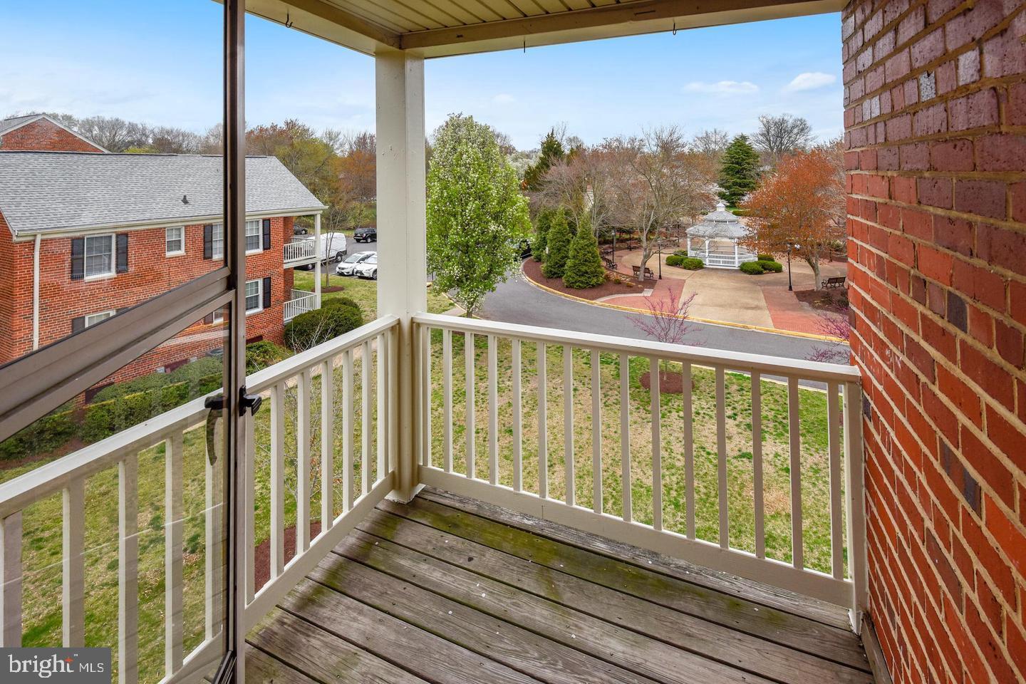 1302 BELLE VIEW BLVD #C1