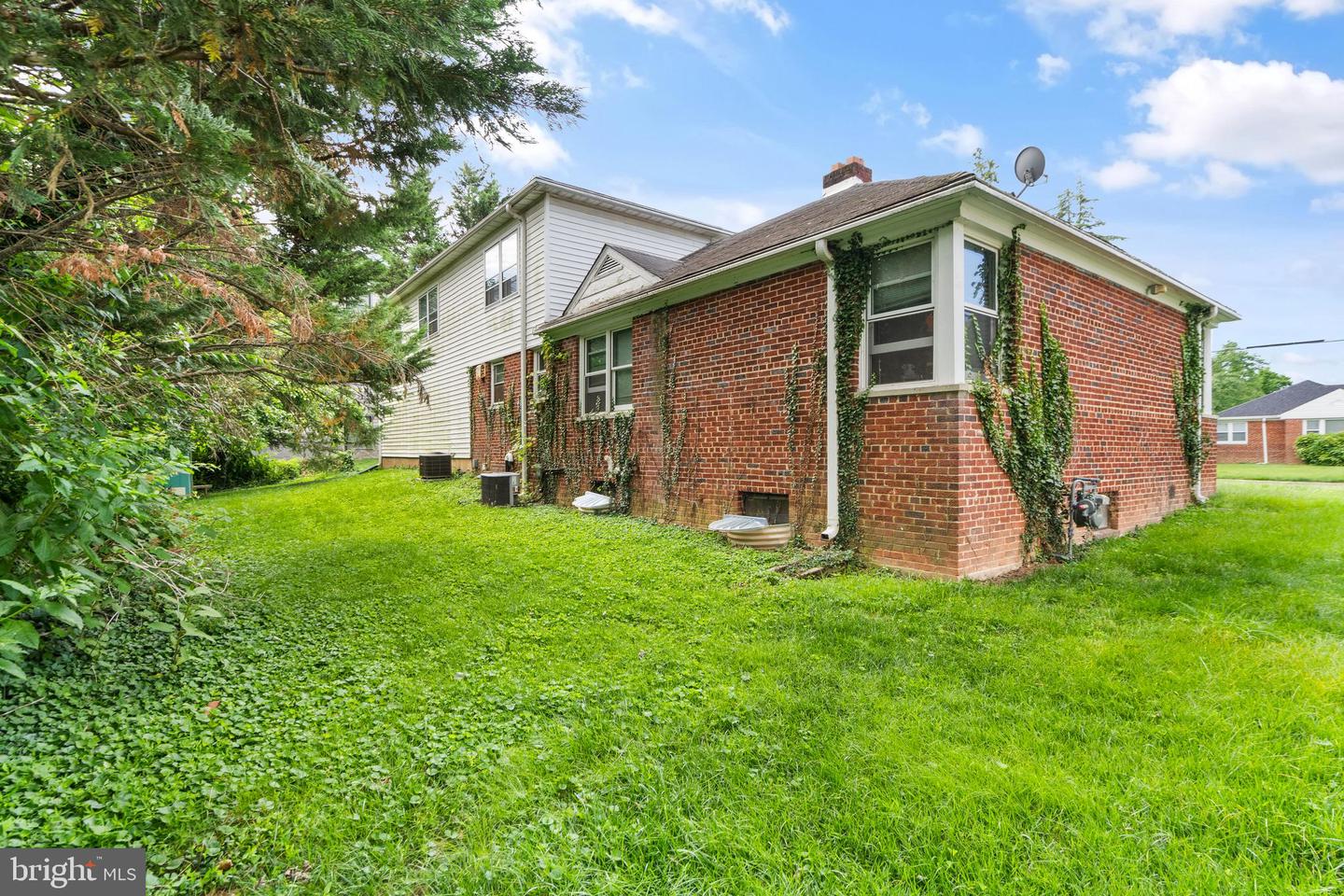 6508 Chesterfield Ave