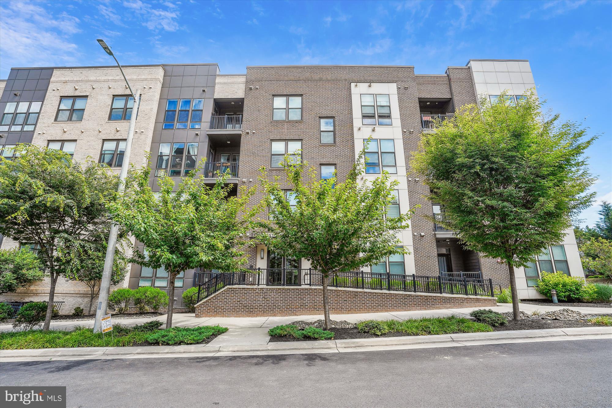 11200 RESTON STATION BLVD #306