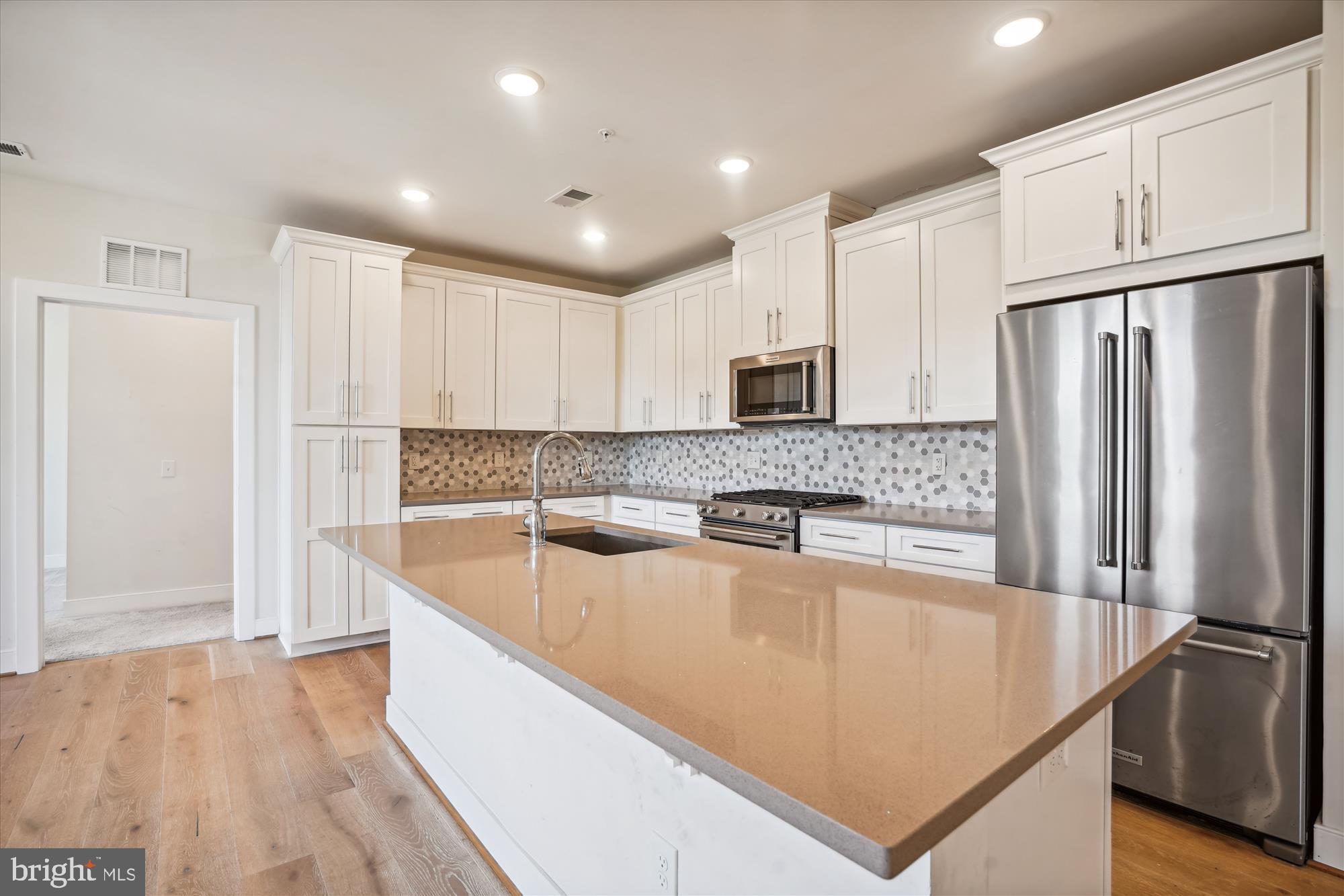 11200 RESTON STATION BLVD #306