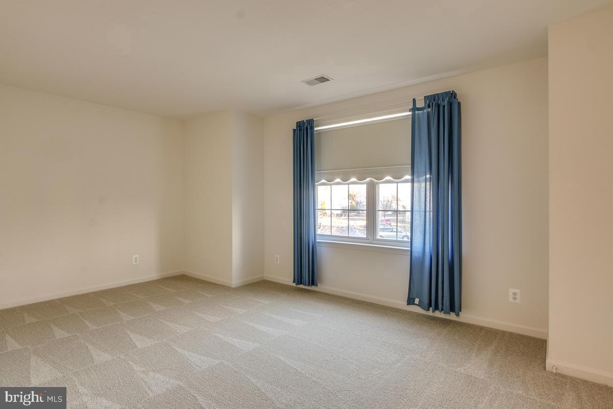 2482 LEYLAND RIDGE RD