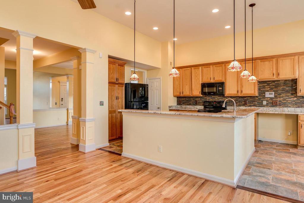 2482 LEYLAND RIDGE RD