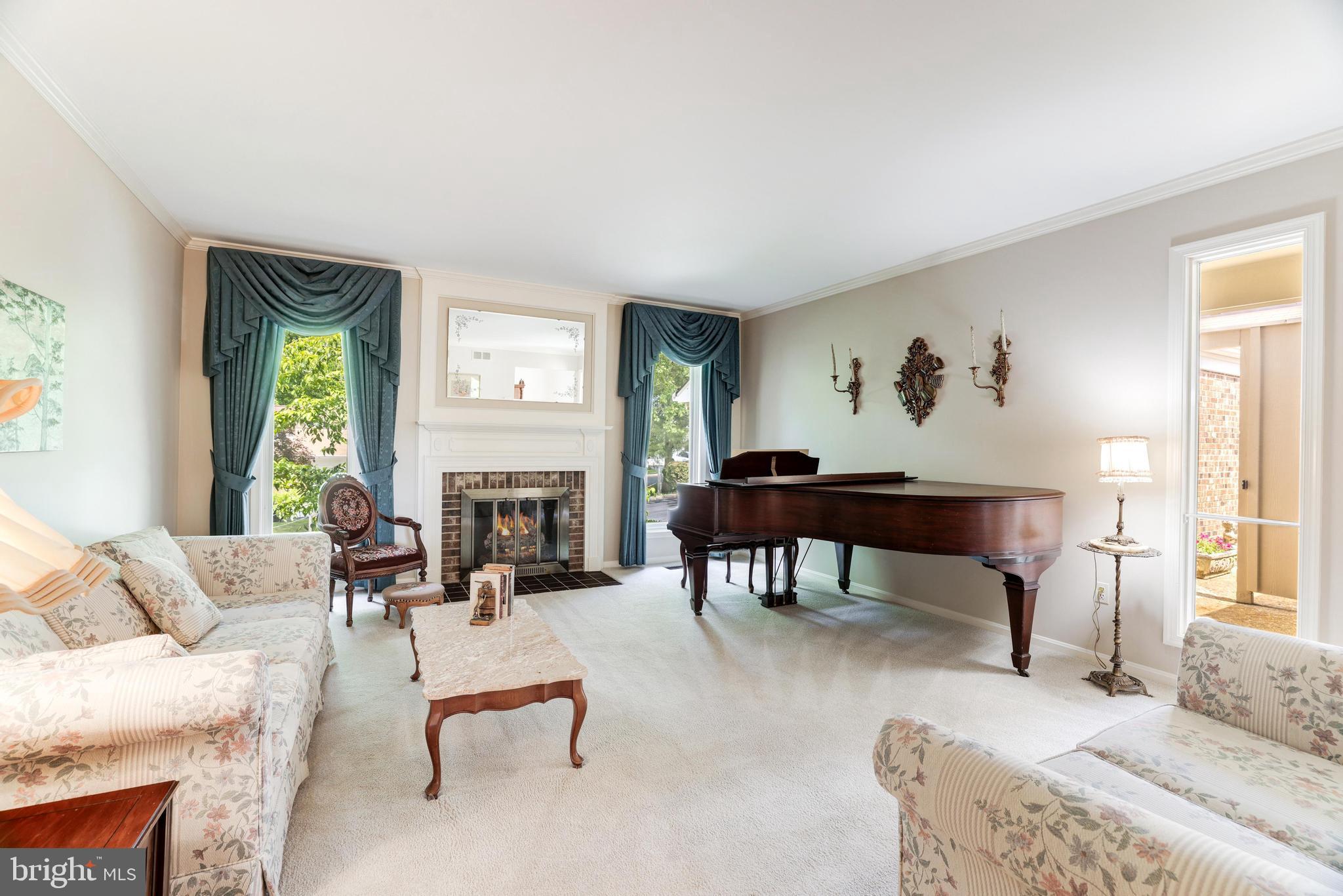 2808 Oakton Manor Ct