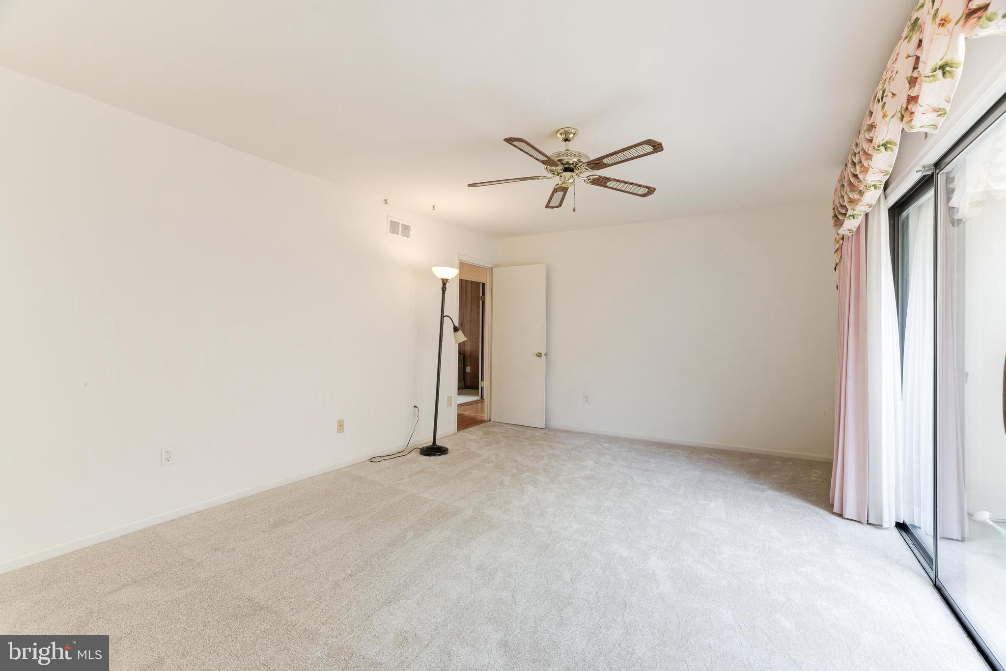2808 Oakton Manor Ct