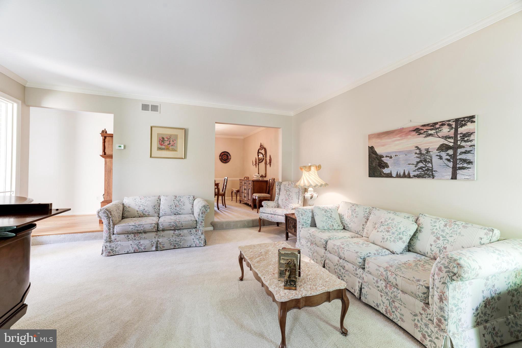 2808 Oakton Manor Ct