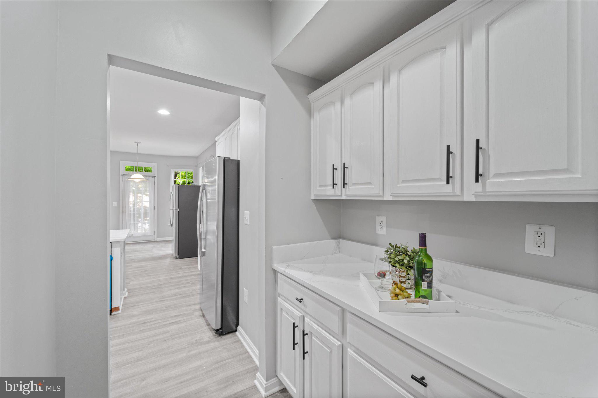 905 ROYAL ELM CT