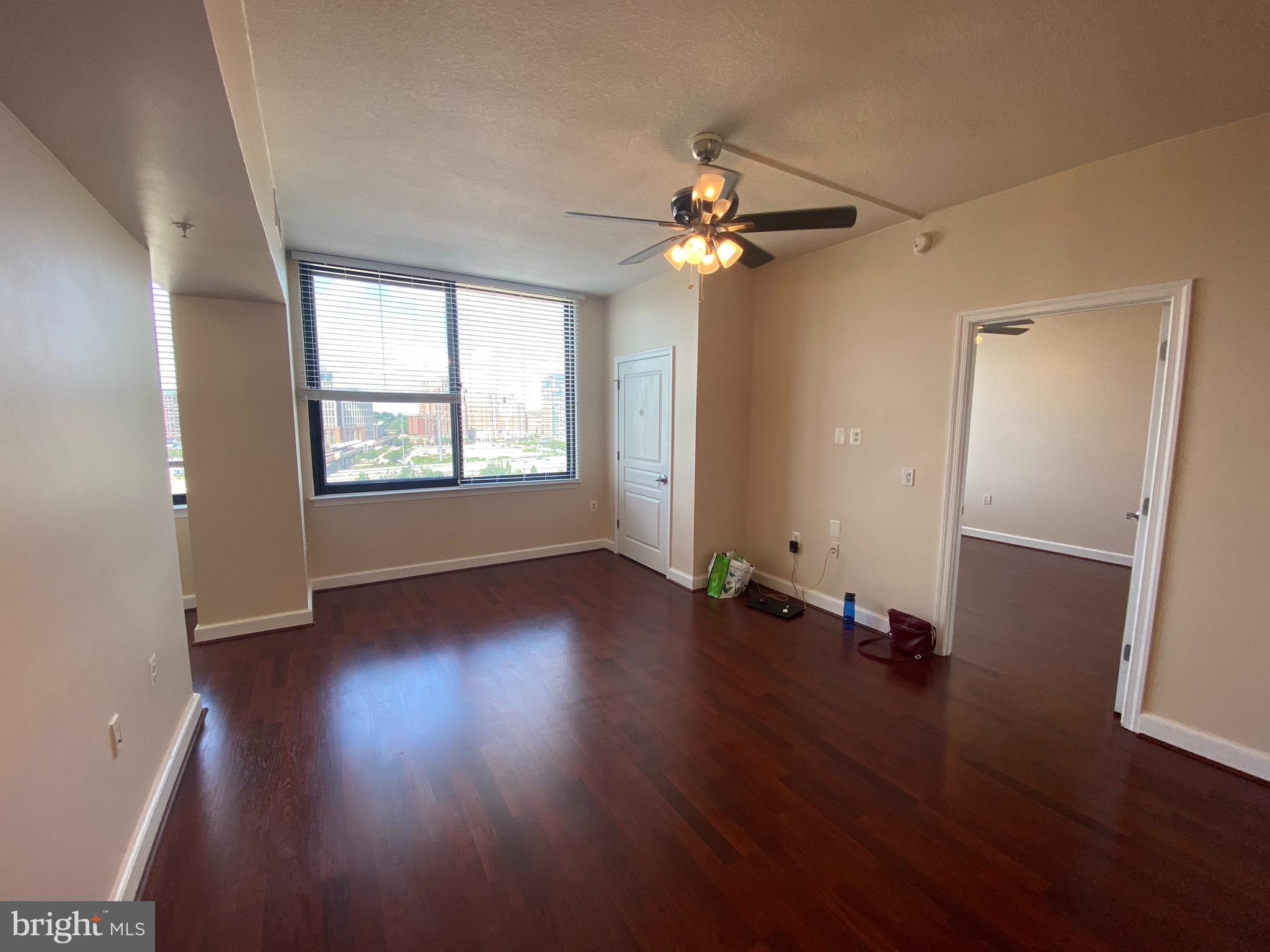 2451 MIDTOWN AVE #1302