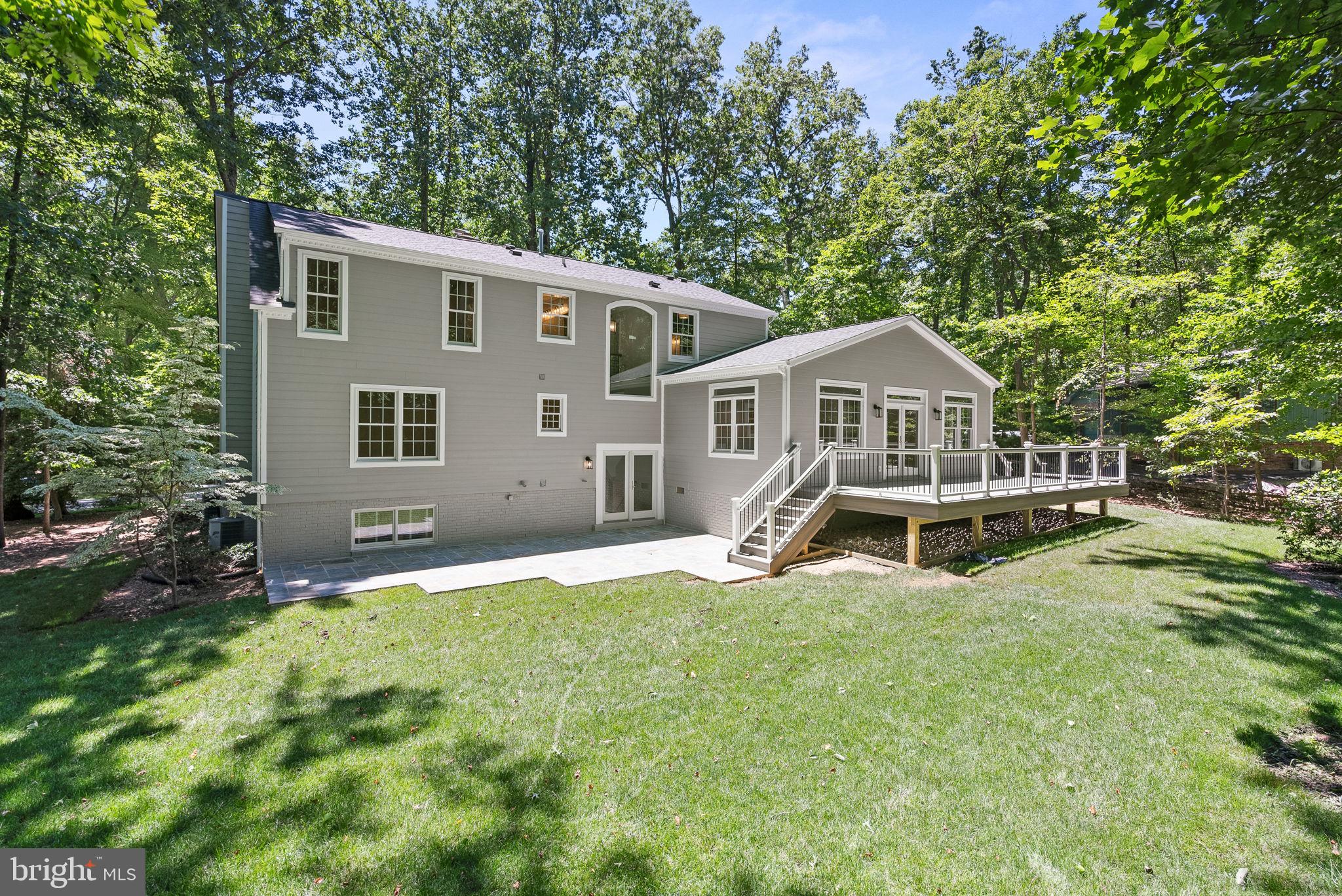 11806 Triple Crown Rd