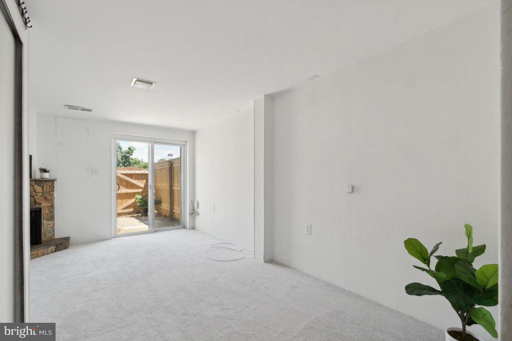 13809 SAUTERNE WAY
