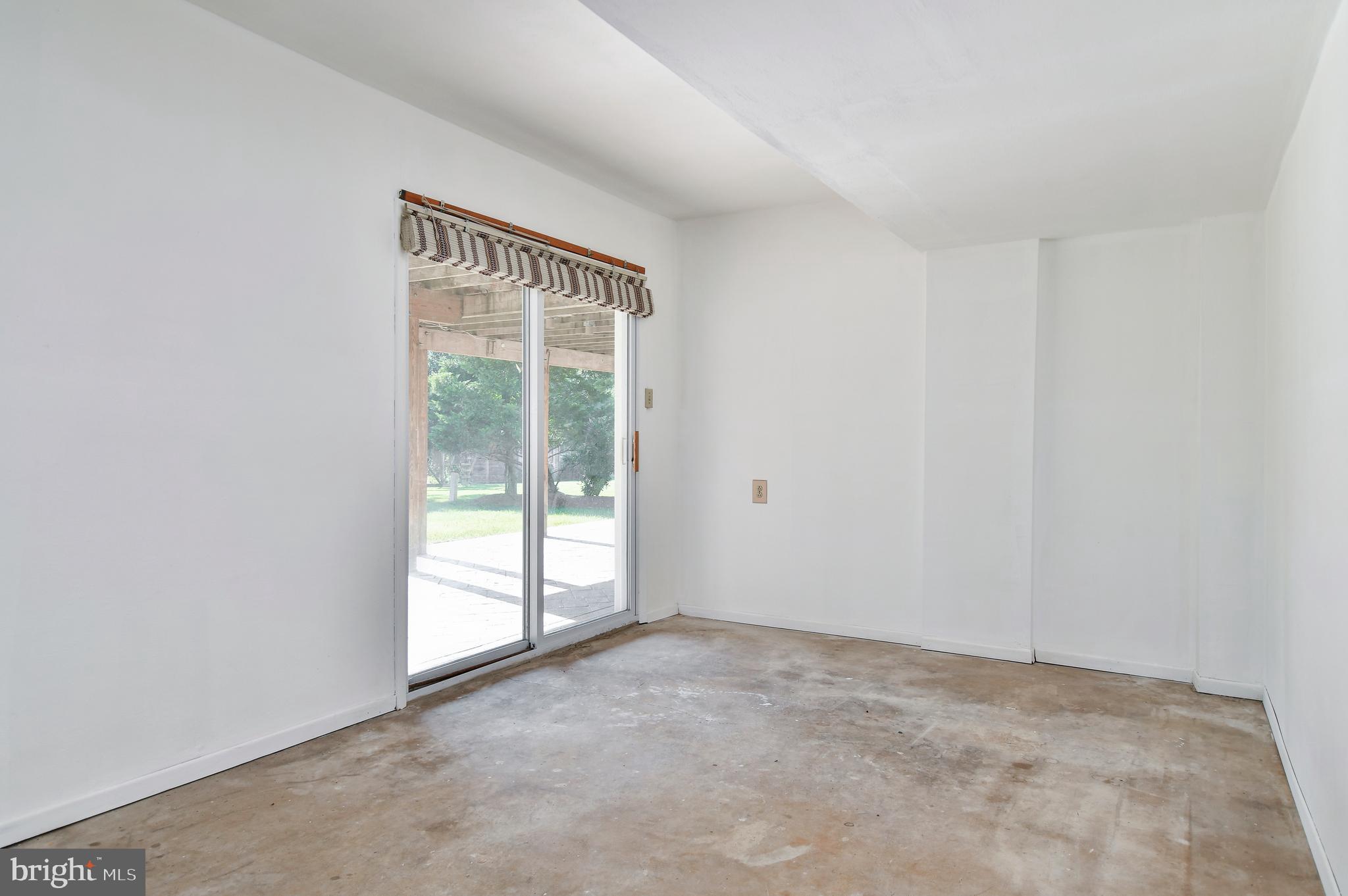 2310 Malraux Dr