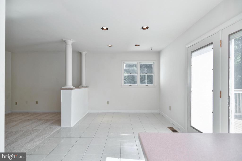 2310 Malraux Dr