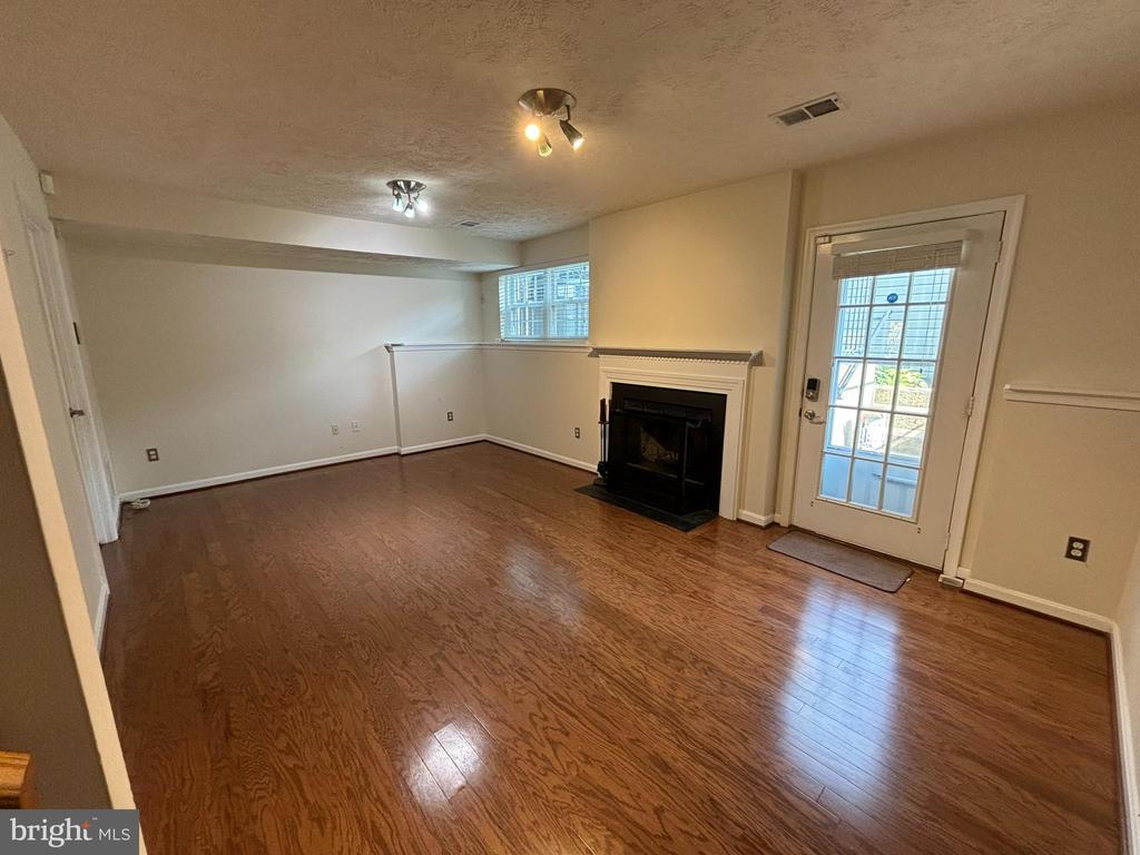 13940 NEW BRADDOCK RD