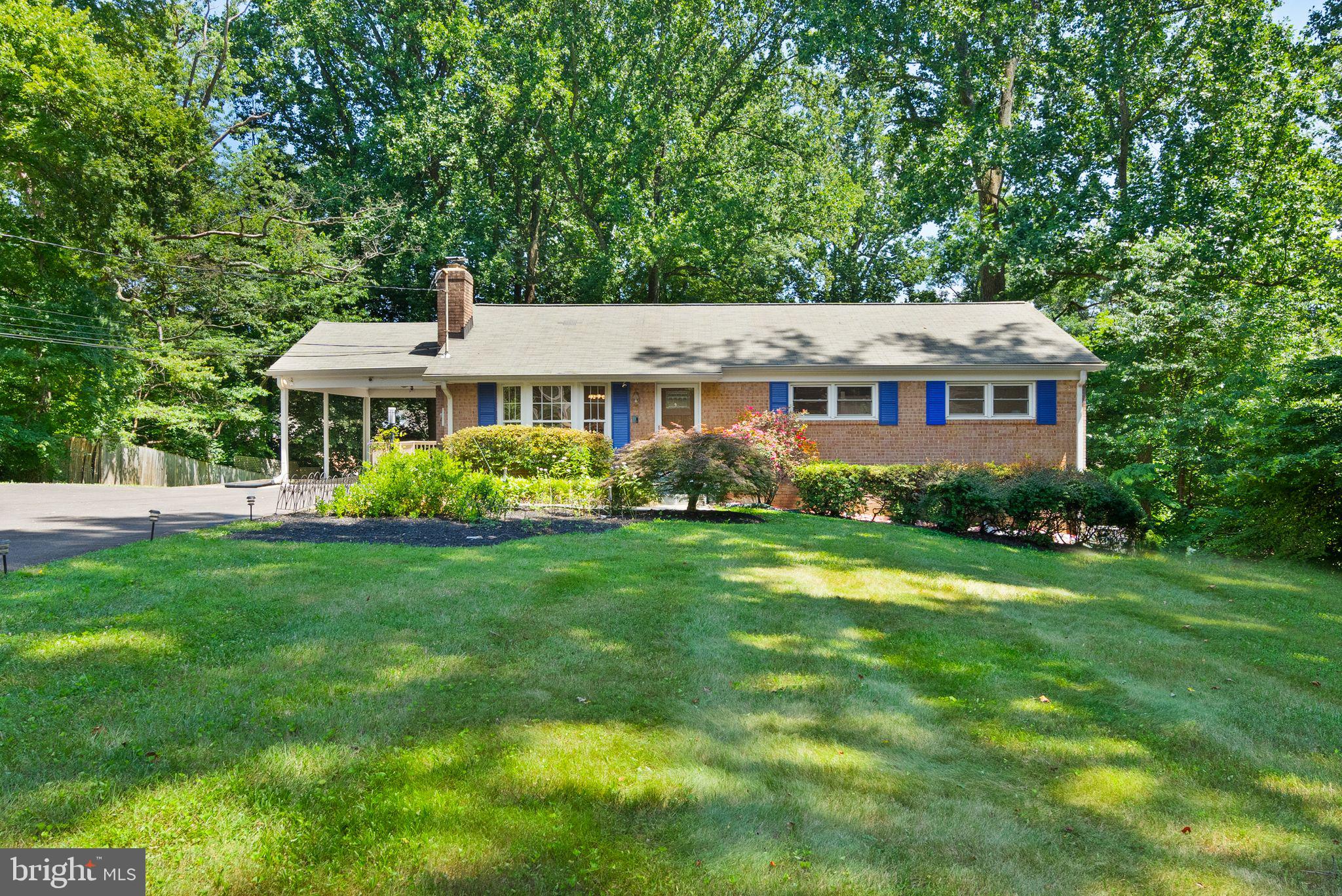 4821 Village Dr