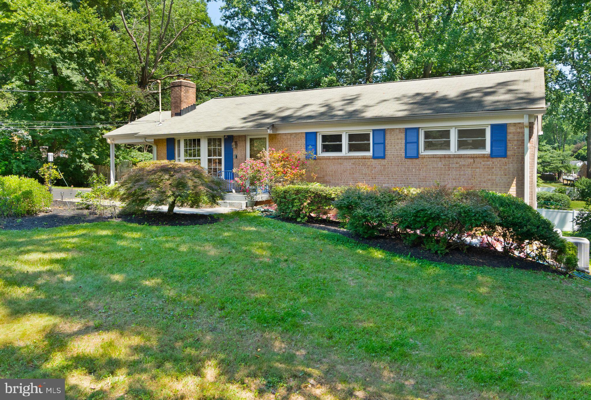 4821 Village Dr