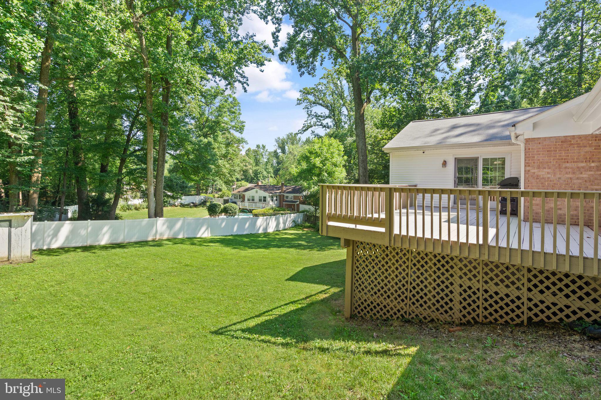 4821 Village Dr