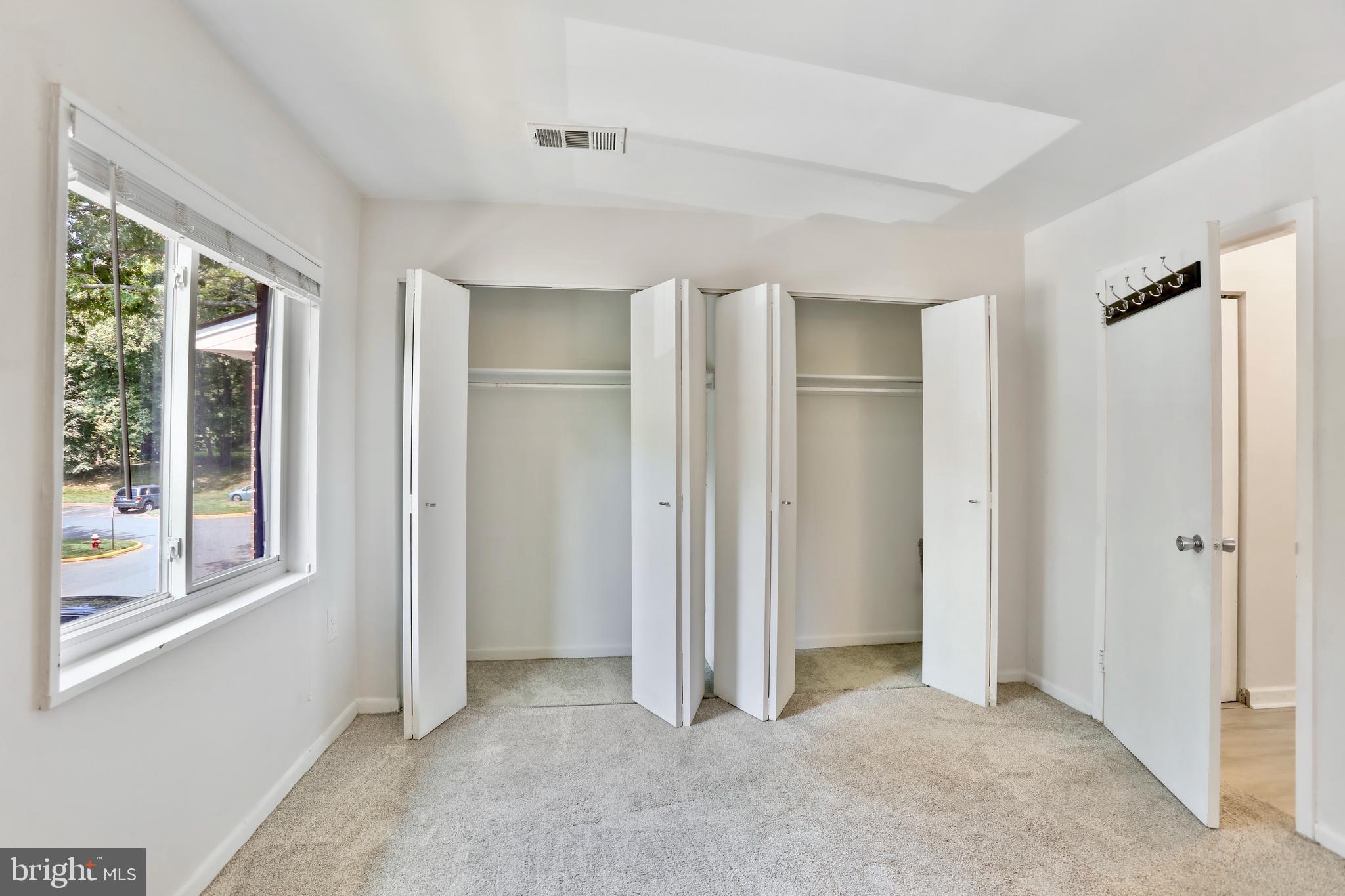 1420 Northgate Sq #22a