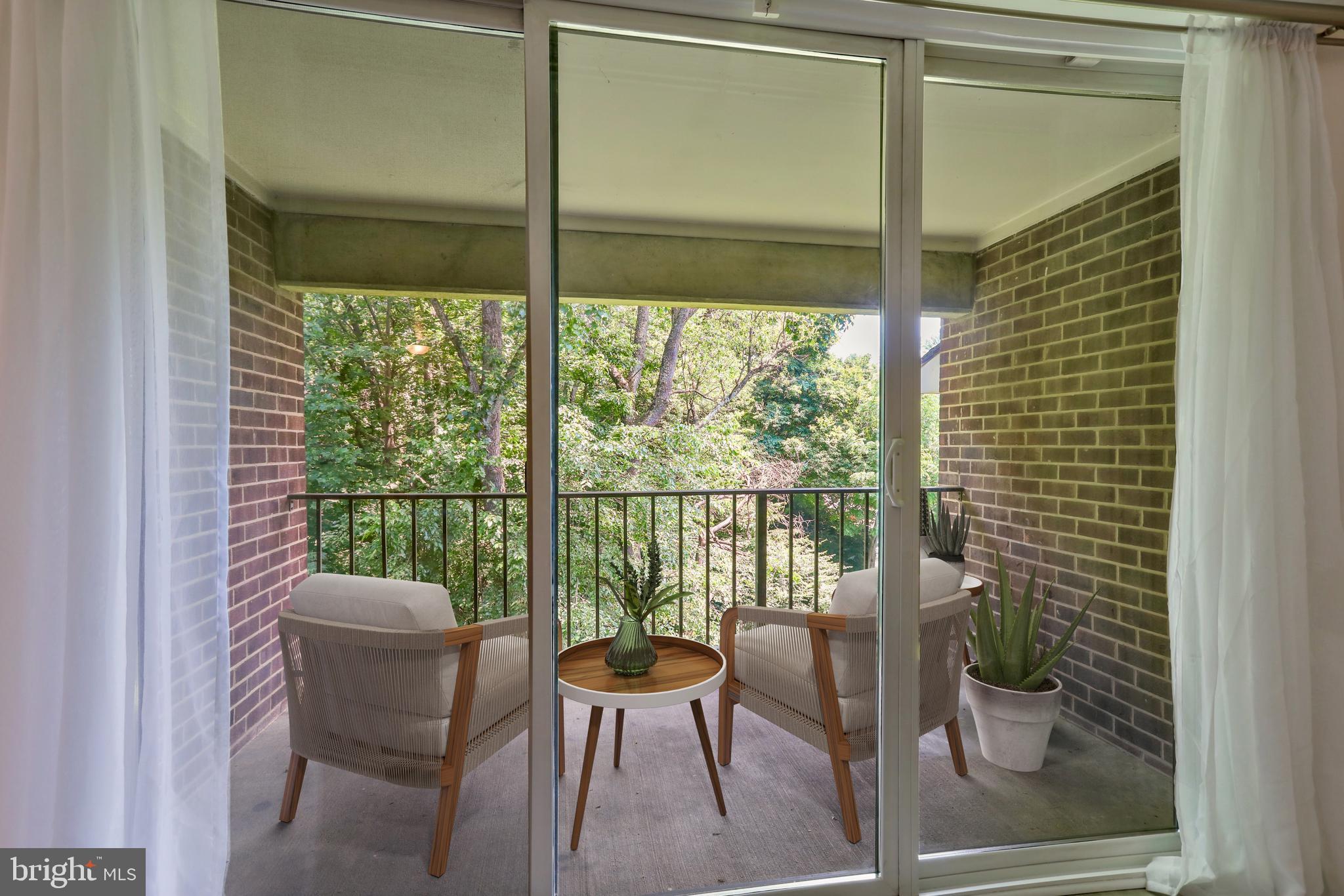 1420 Northgate Sq #22a