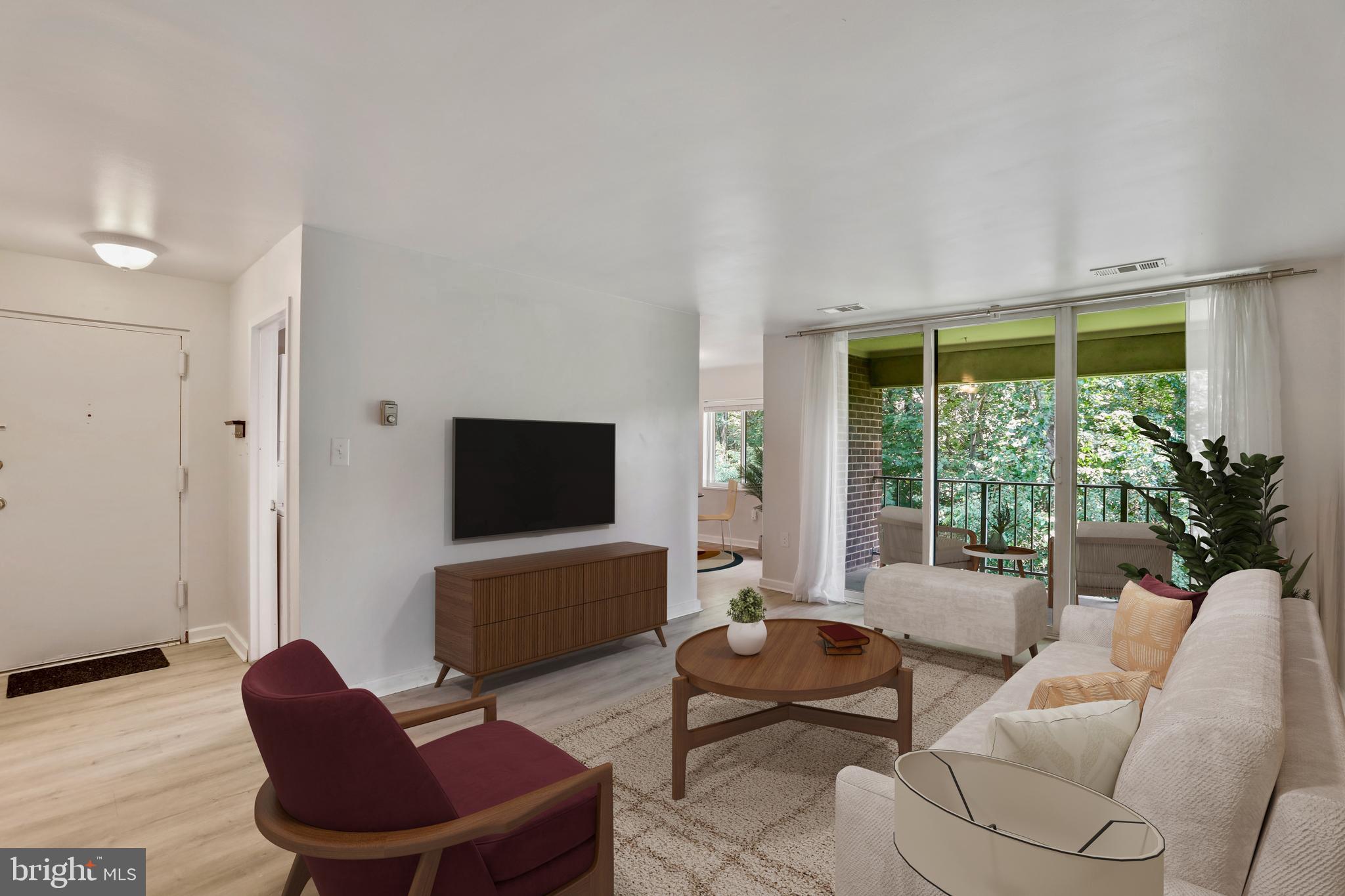 1420 Northgate Sq #22a