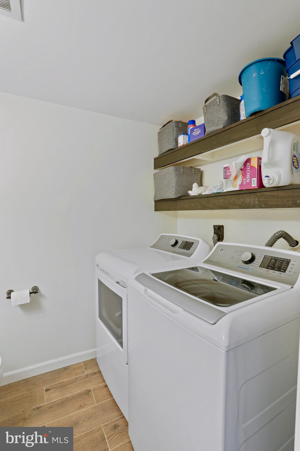 8427 Penshurst Dr #596