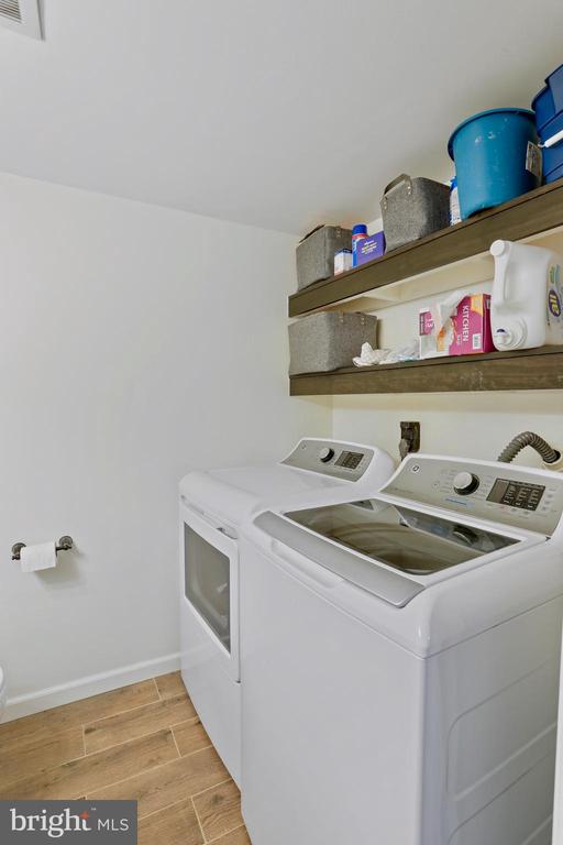 8427 Penshurst Dr #596