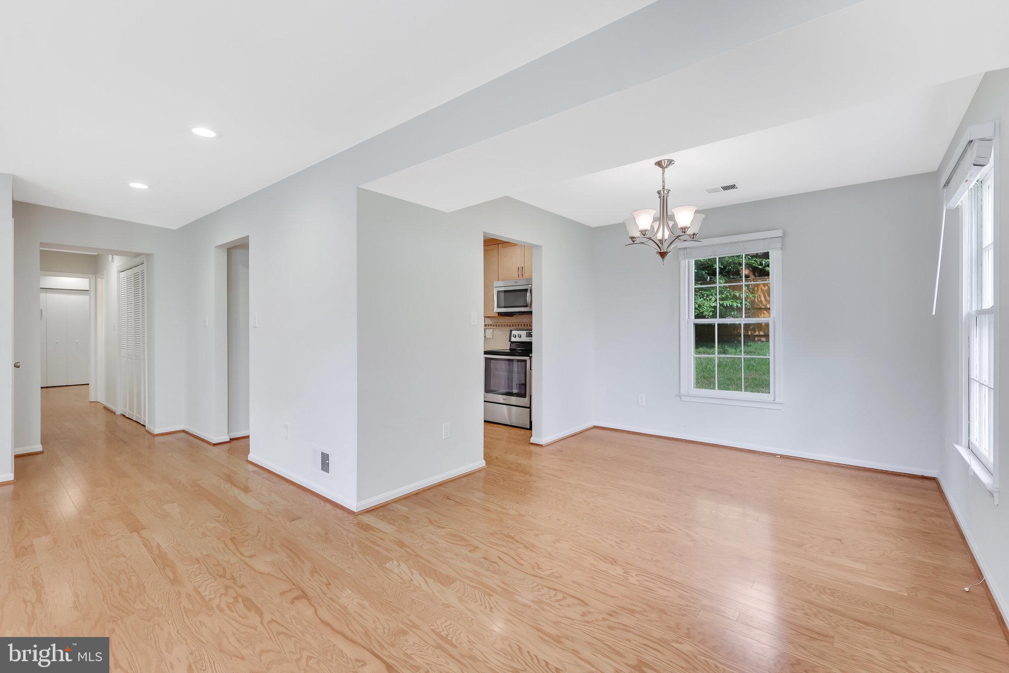 1305 Lopp Ct