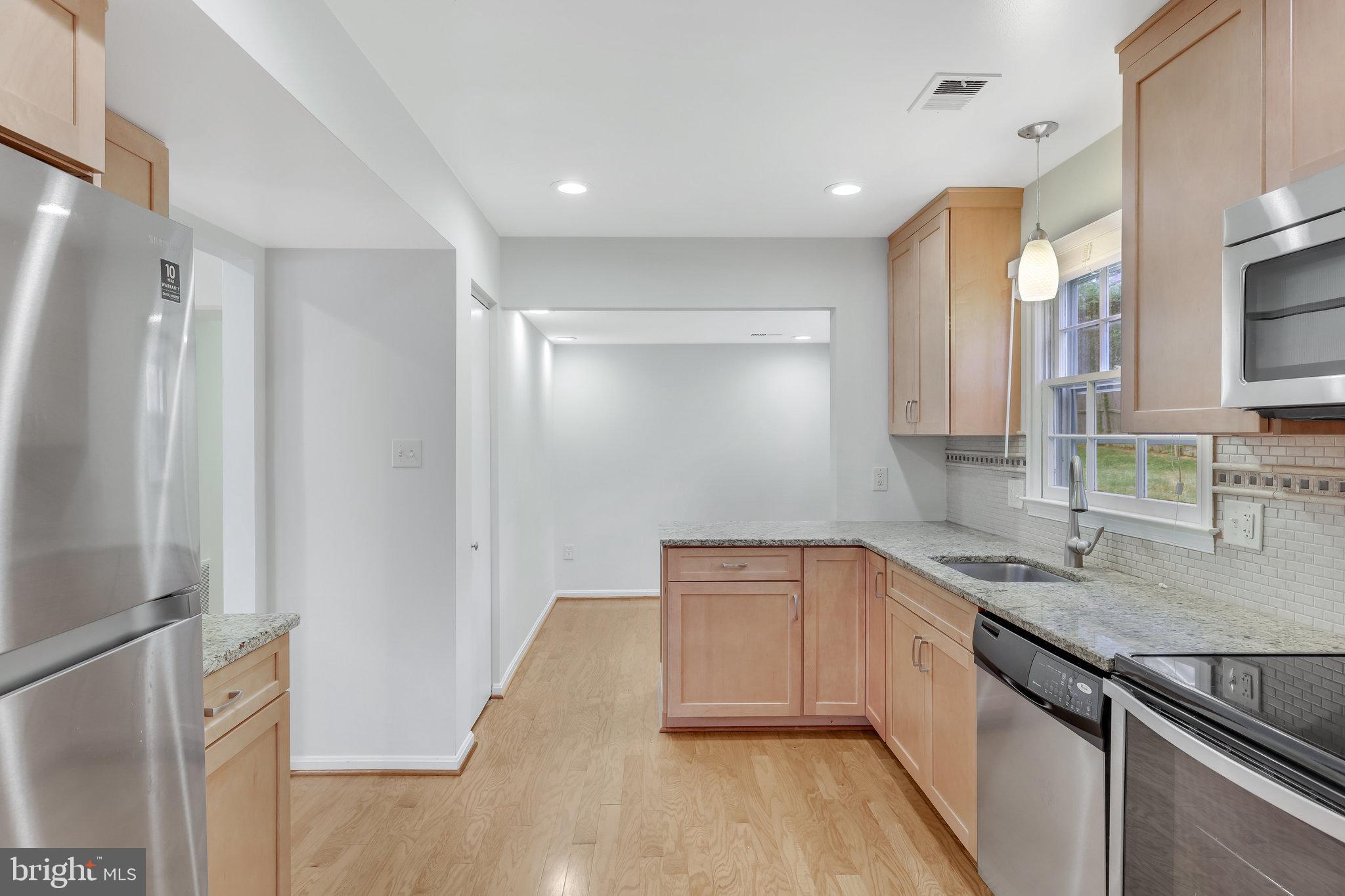 1305 Lopp Ct