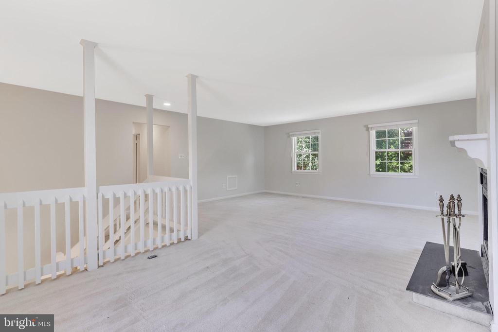 1305 Lopp Ct
