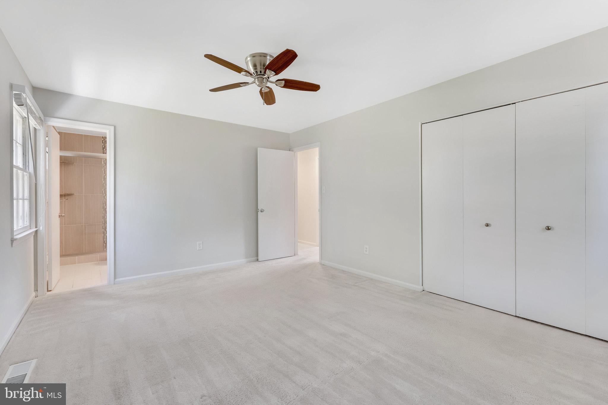 1305 Lopp Ct