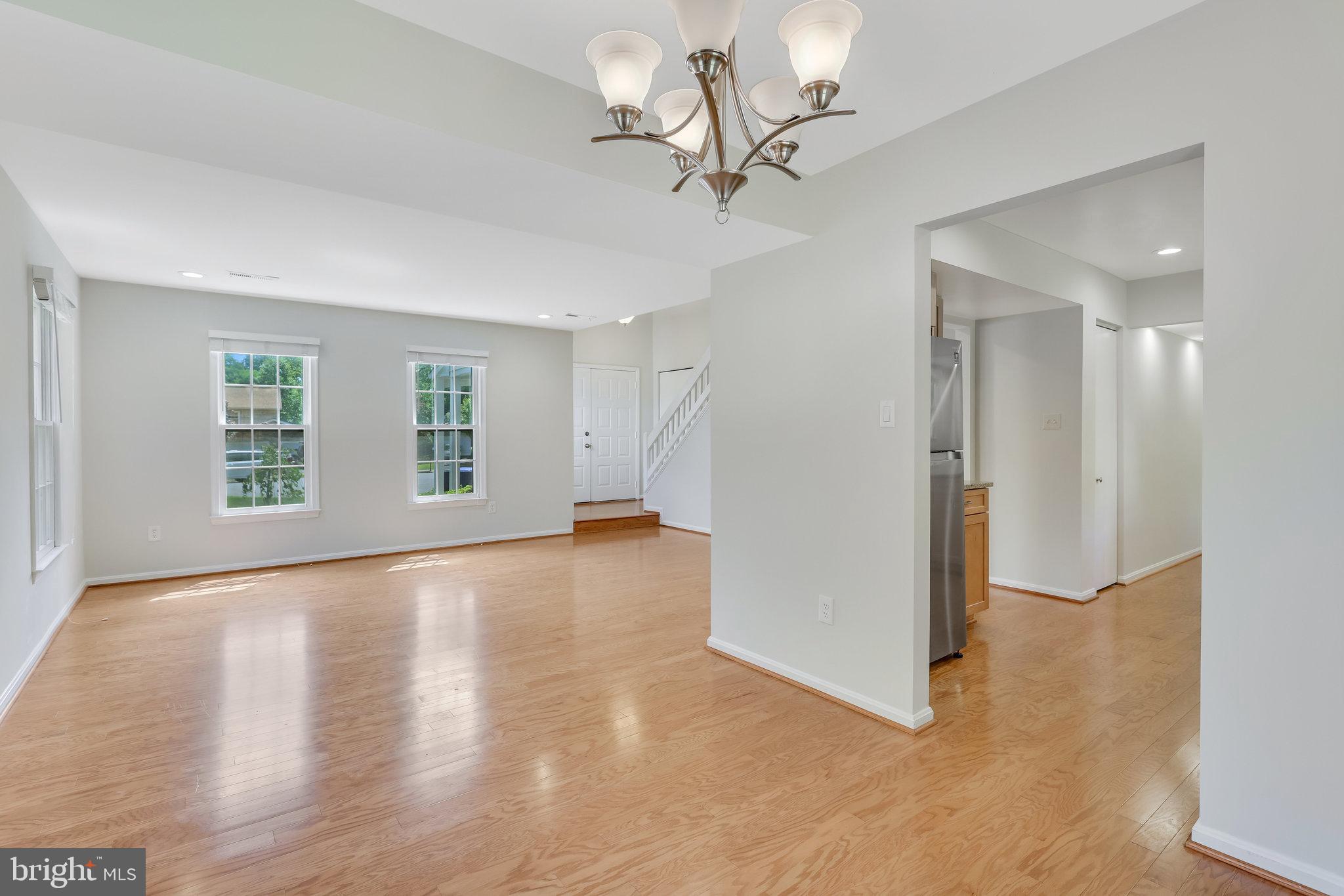 1305 Lopp Ct