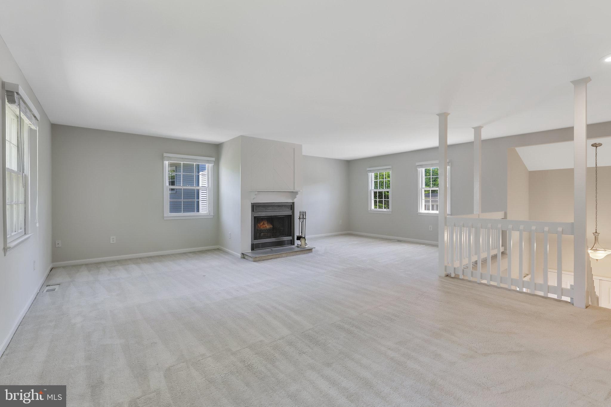 1305 Lopp Ct